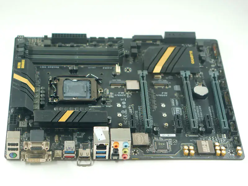 Placa base Gigabyte GA-Z170X-UD3