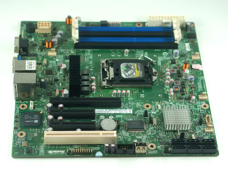 Placa base Intel S1200BTS