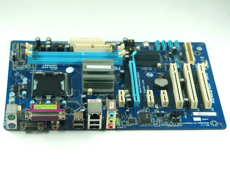 Placa base Gigabyte GA-P41T-ES3G