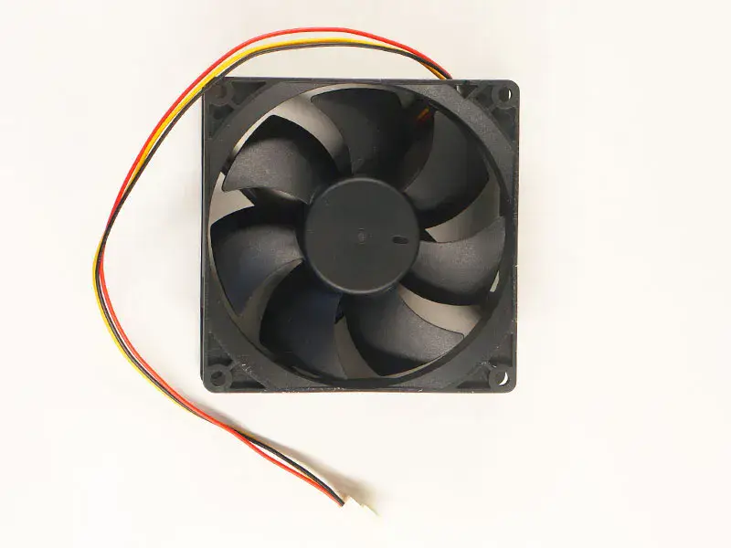 Ventilador ADDA AD0912UB-A73GL
