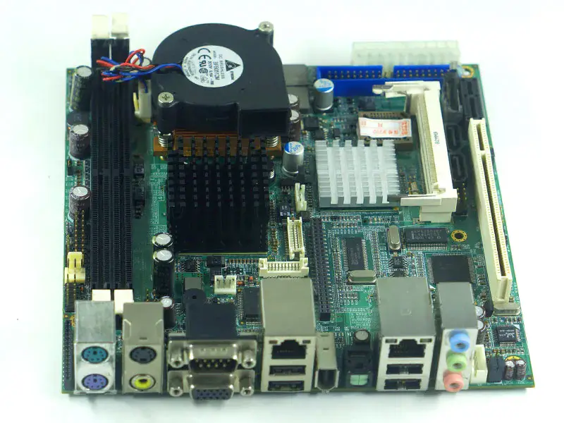 Placa base IBASE MB899HF
