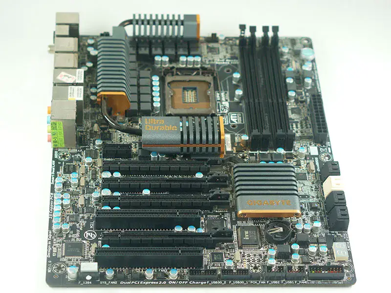 Placa base Gigabyte GA-P67A-UD7-B3