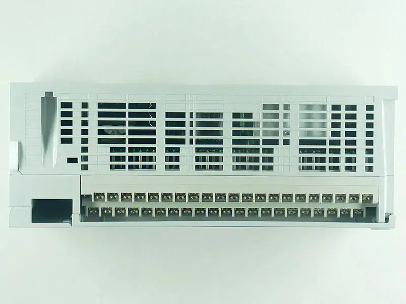 Módulo PLC FX5U-64MT/ES de Mitsubishi