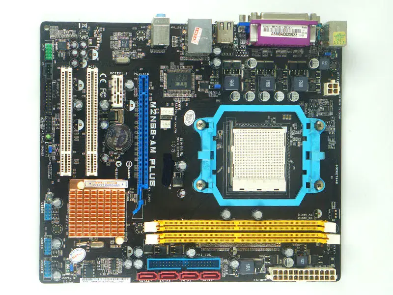 Placa base Asus M2N68-AM PLUS AM2/AM2+ uATX