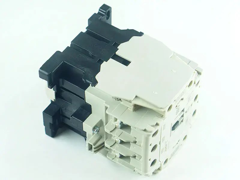 Contactor magnético Mitsubishi S-T35