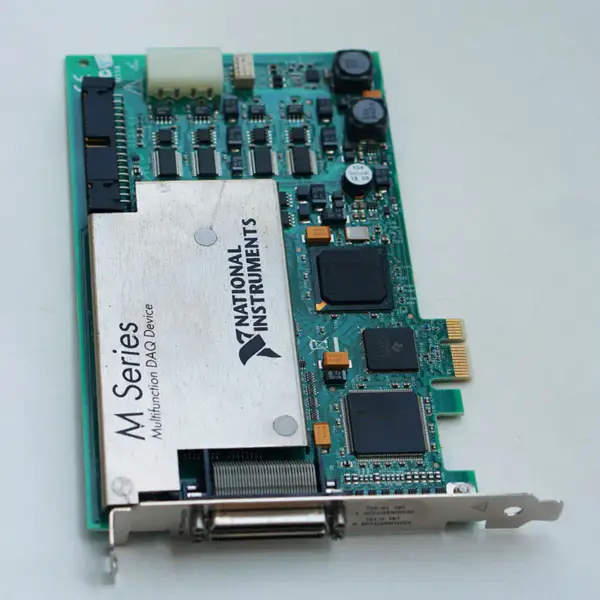 Tarjeta DAQ NI PCIe-6259