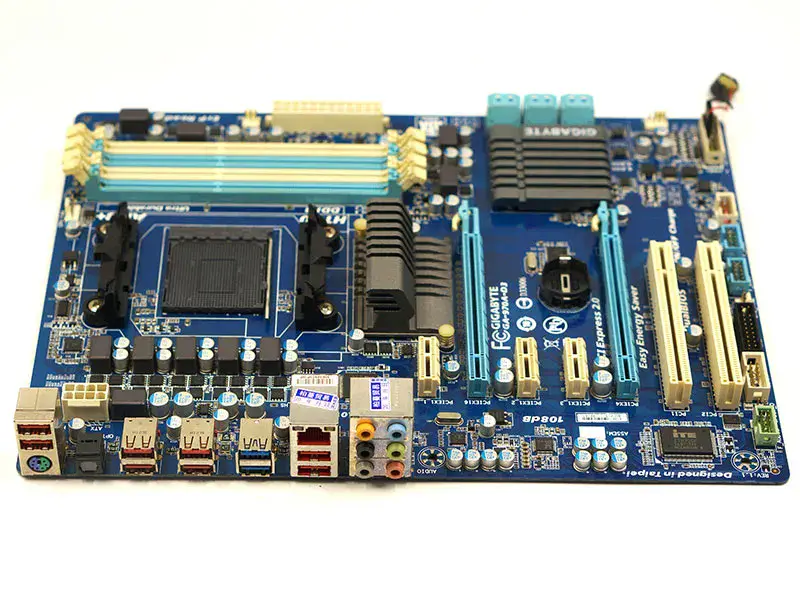 Placa base Gigabyte GA-970A-D3