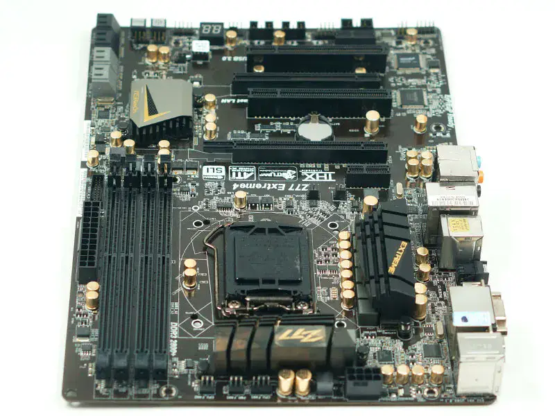 Placa base Asrock Z77 Extreme4