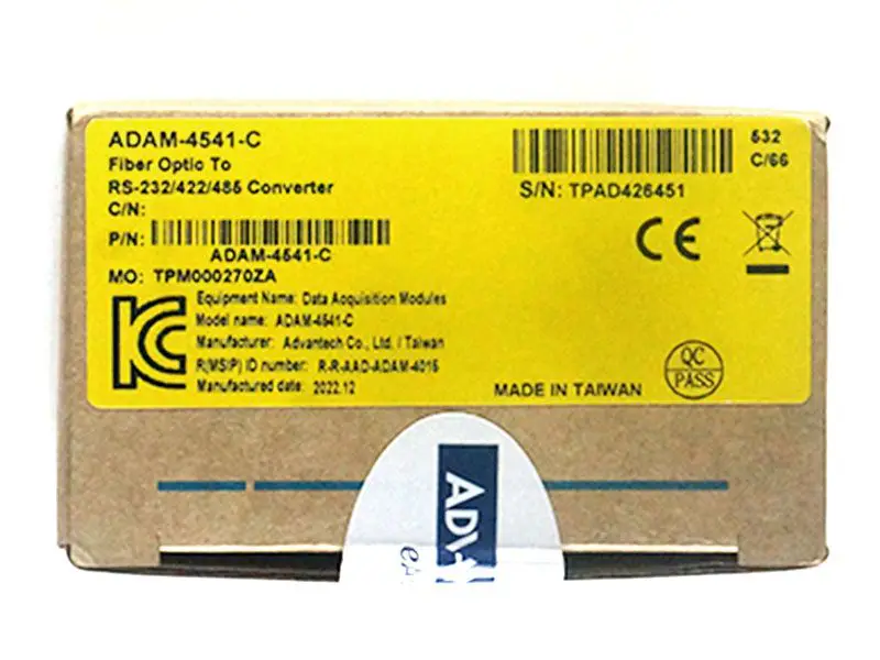 Advantech ADAM-4541-C Convertidor de fibra óptica a RS-232/422/485