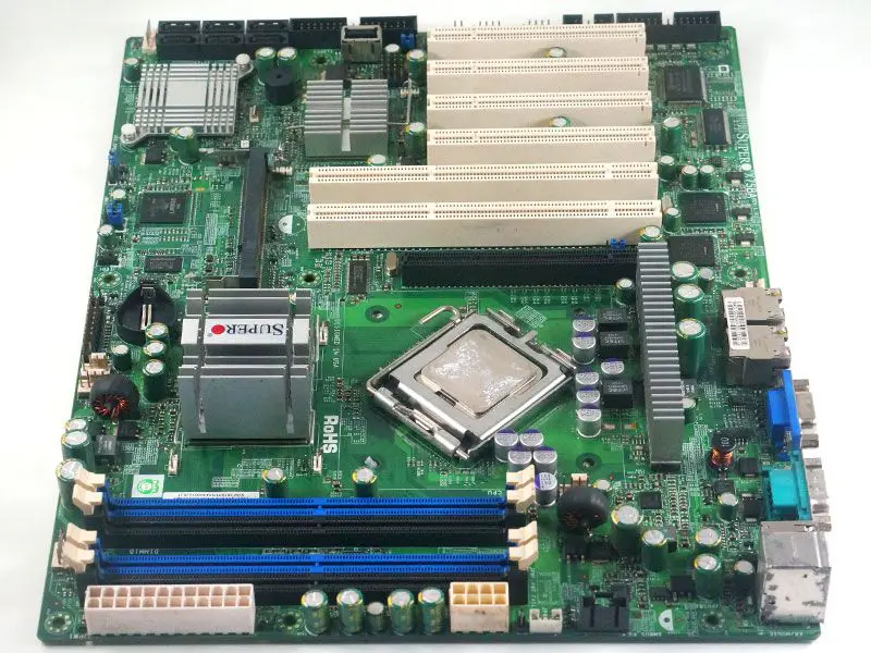 Placa base SuperMicro X7SBA