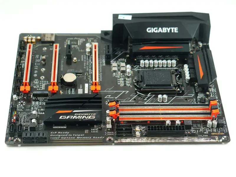 Gigabyte GA-Z270-Phoenix Placa base para juegos LGA1151 DDR4