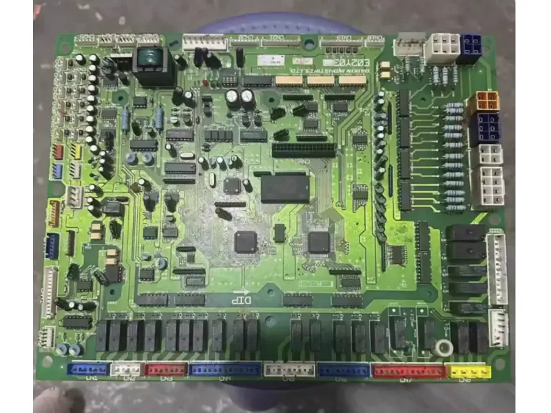 Daikin E02Y03 placa de circuito de aire acondicionado