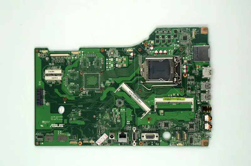 Placa base Asus ET2700I