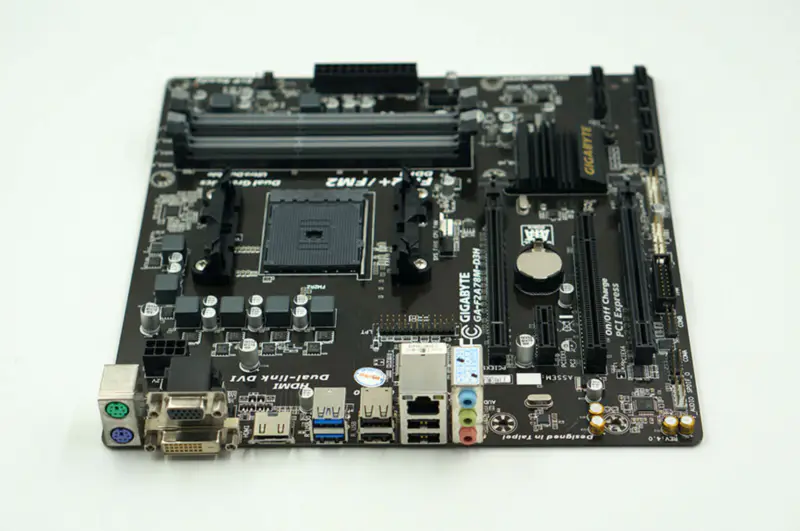 Placa base Gigabyte GA-F2A78M-D3H FM2+ DDR3