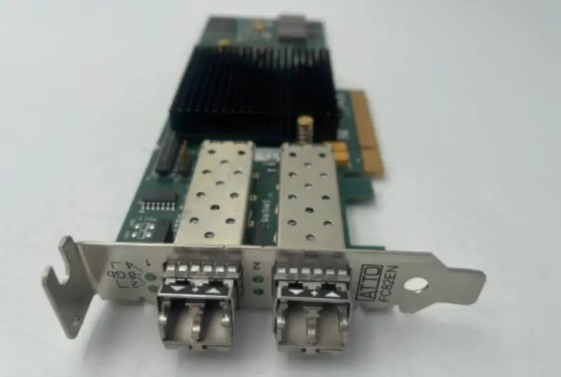 Tarjeta de red de doble canal de fibra ATTO Celerity FC-82EN