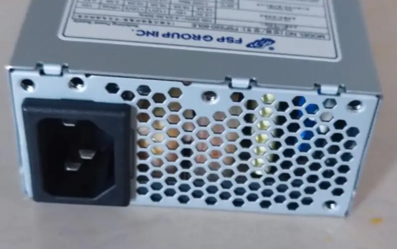 Fuente de alimentación FSP220-60LE
