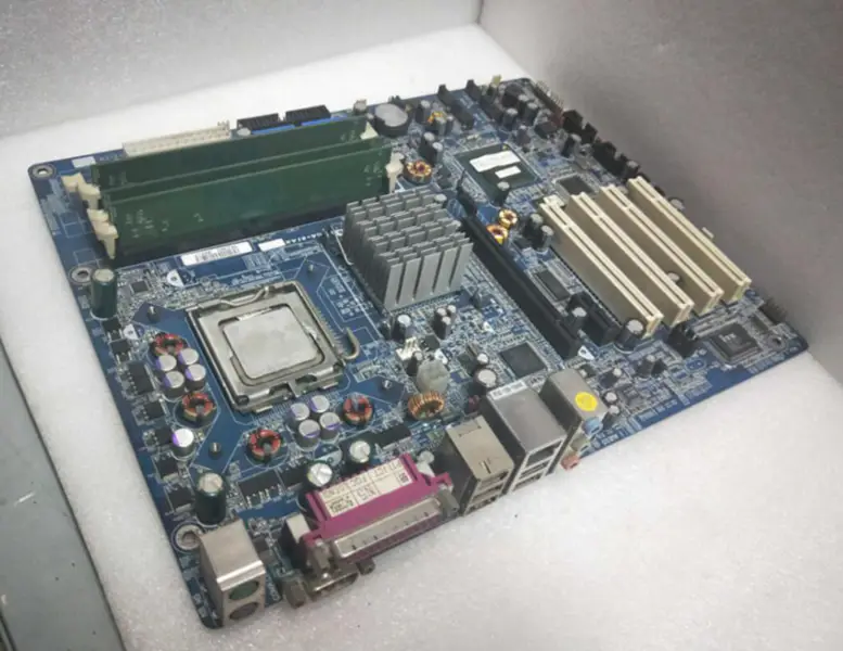 Placa base Gigabyte GA-8IAX LGA 775 para estaciones de trabajo