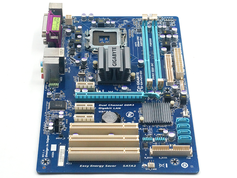 Placa base Gigabyte GA-P41T-D3P