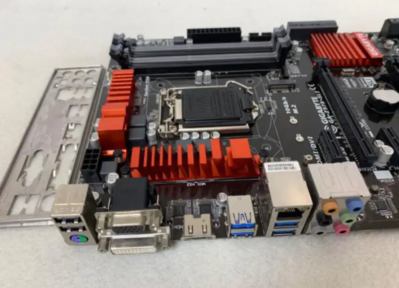 Placa base Gigabyte GA-Z97X-SLI
