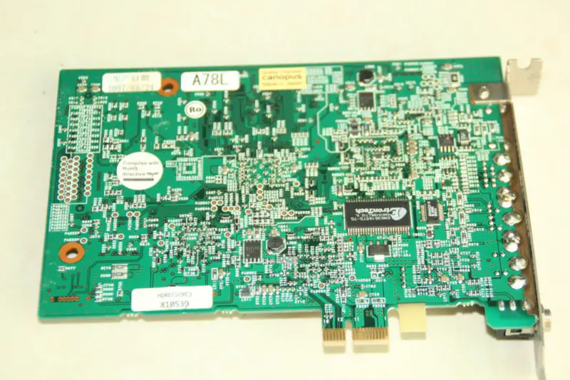 Tarjeta de adquisición multiformato para edición de vídeo en tiempo real Canopus HDRECS Z08-PC-703 Pegasus