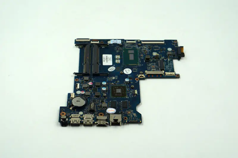 HP 15-AC 15T-AC 815247-001 815247-501 815247-601 LA-C701P i7-5500U R5M330 2GB Placa base