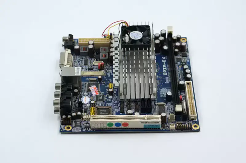 Placa base industrial VIA EPIA-EX15000G Mini-ITX