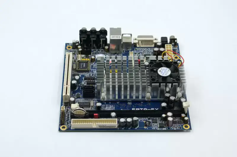 Placa base industrial VIA EPIA-EX15000G Mini-ITX