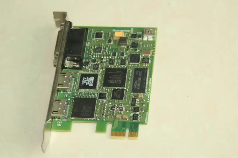 Tarjeta de captura de vídeo HD Decklink Intensity Pro Tarjeta de edición no lineal HD