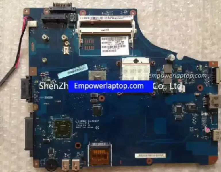 Toshiba SATELLITE L450 L450D LA-5831P K000085470 Placa base