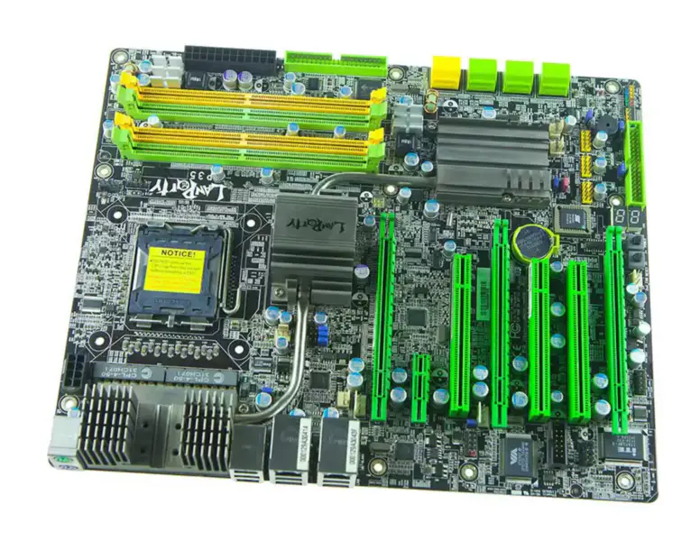 Placa base industrial DFI LanParty UT P35-T2R