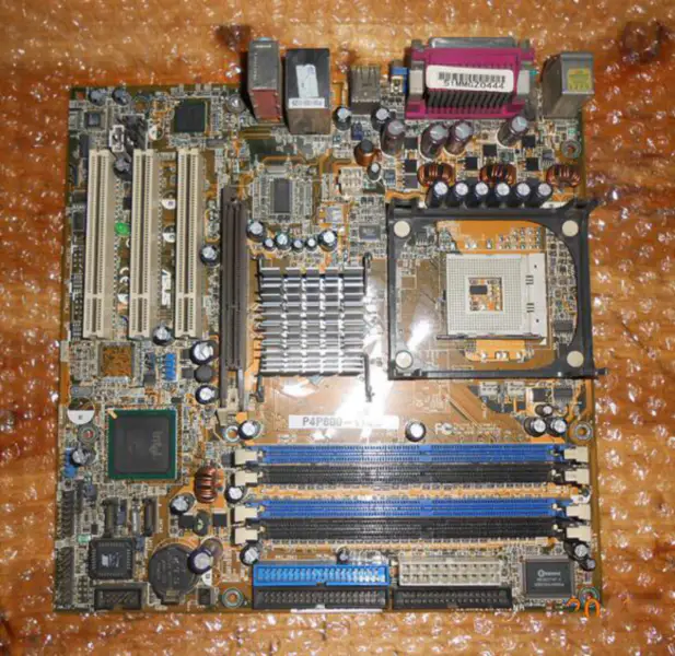 Placa base Asus G32904-H17-A28 P4P800-VM/S P4P800-VM-EAYZ