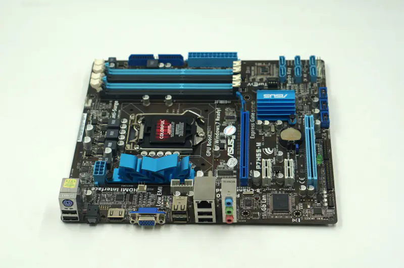 Placa base Asus P7H55-M LGA 1156 H55