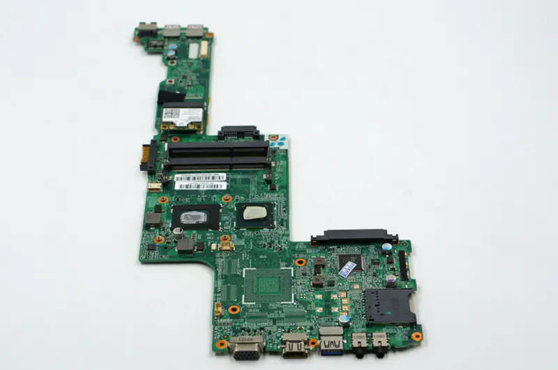 Placa base Toshiba Y00000910 Satellite P845