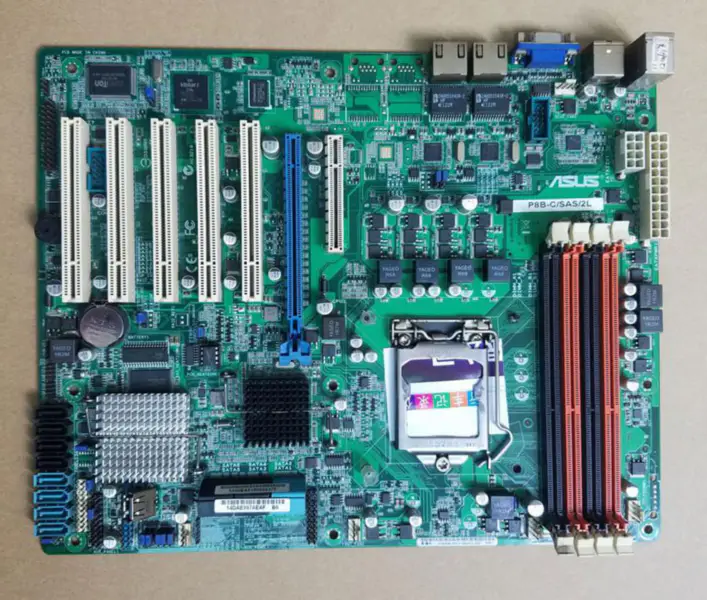 Asus P8B-C/SAS/2L Placa base de servidor XEON E3 SAS2008