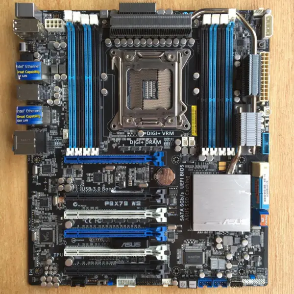 Placa base Asus P9X79 WS LGA2011 X79