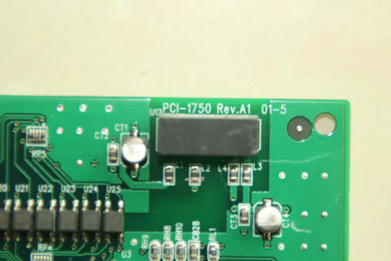 Tarjeta de adquisición de datos Advantech PCI-1750