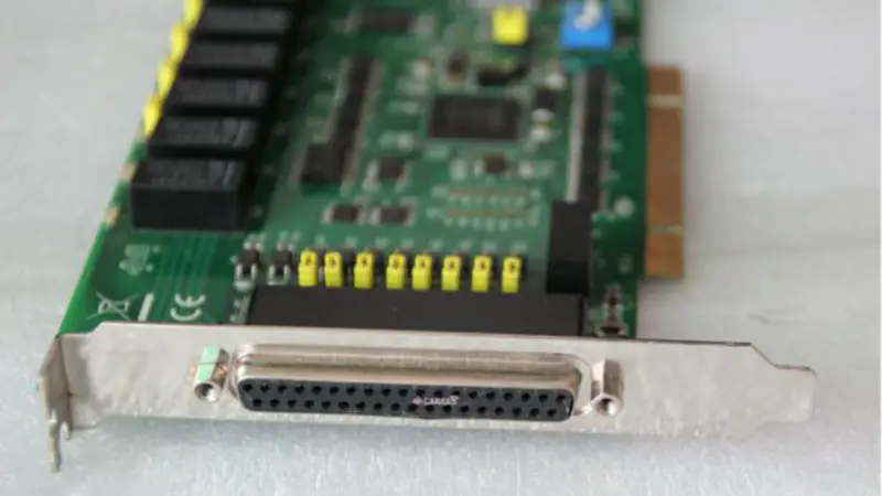 Advantech PCI-1760U REV.B1 A1 A2 Relé de 8 canales y entrada digital aislada de 8 canales Tarjeta PCI universal
