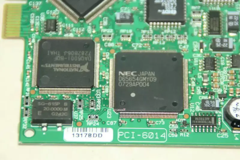 Tarjeta de Adquisición de Datos NI PCI-6014