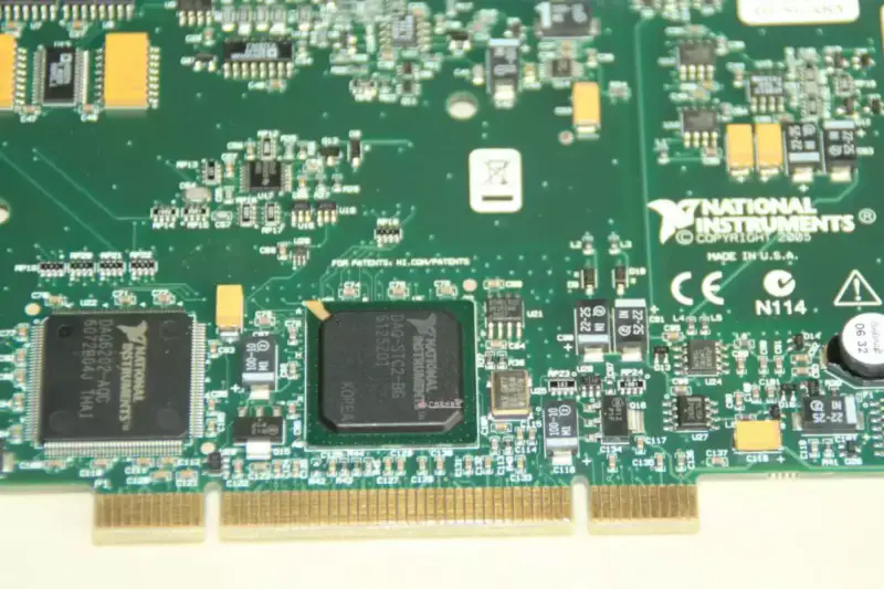 NI PCI-6221 Tarjeta de adquisición de datos multifunción de 37 pines