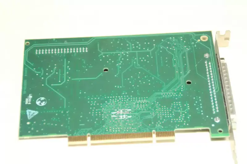 NI PCI-6221 Tarjeta de adquisición de datos multifunción de 37 pines