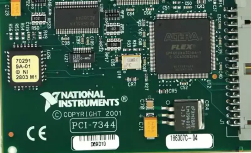 NI PCI-7344 Controlador PCI Stepper/Servo de 4 ejes