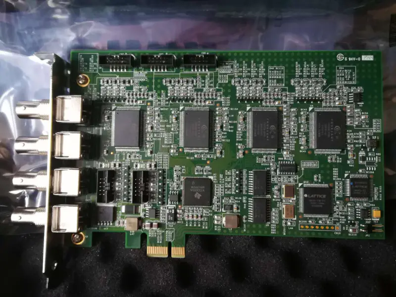 Tarjeta de captura de imágenes Adlink PCIe-RTV24