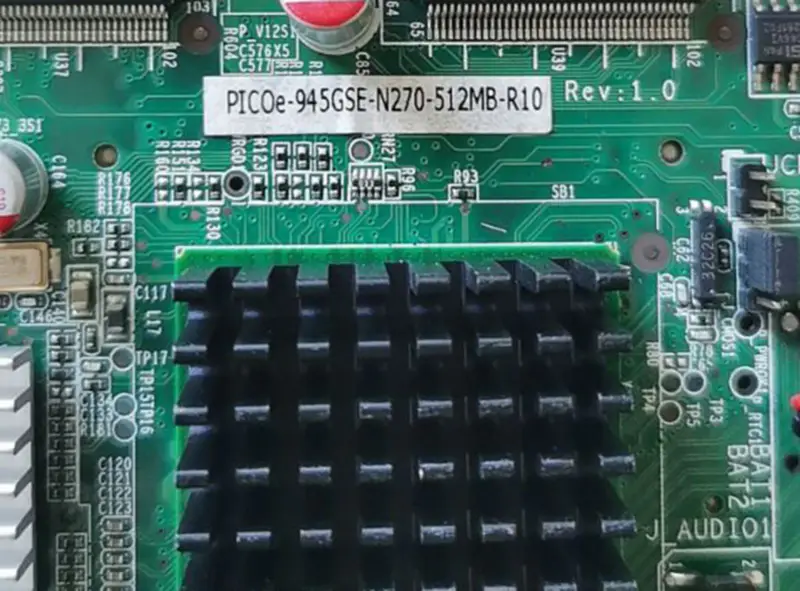 Placa base IEI PICOE-945GSE-N270-512MB-R10