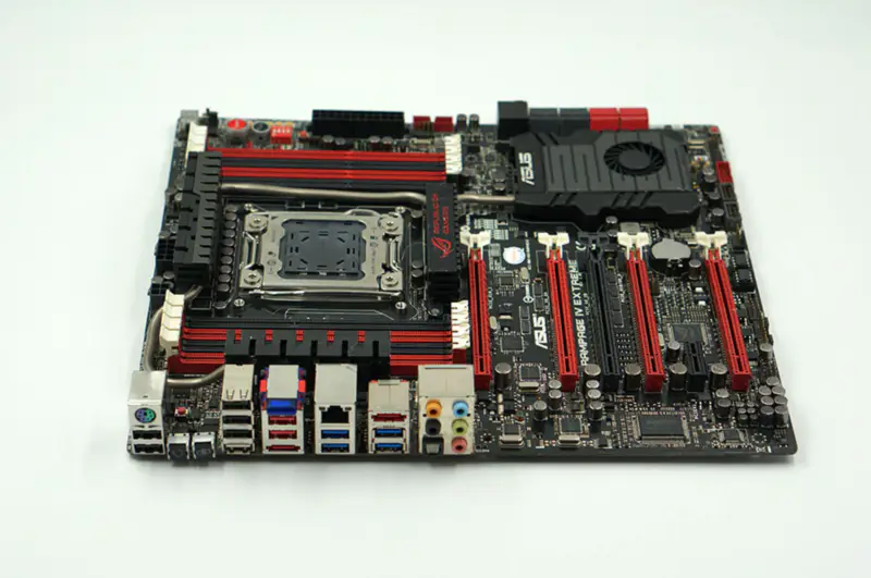 Placa base ASUS RAMPAGE IV EXTREME