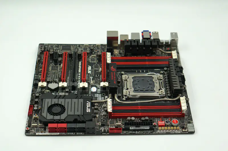 Placa base ASUS RAMPAGE IV EXTREME