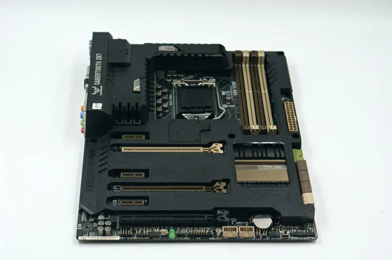Placa base Asus SABERTOOTH Z87 LGA1150 DDR3 64GB