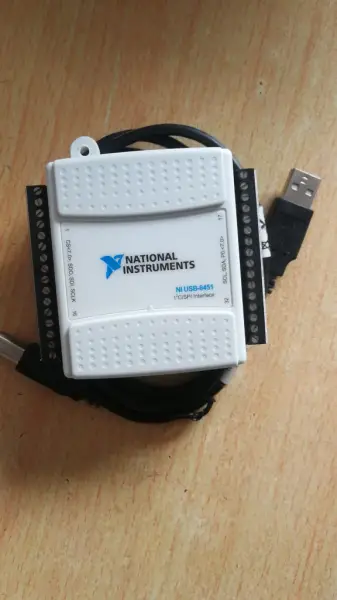 NI USB-8451 779553-01 Tarjeta DAQ
