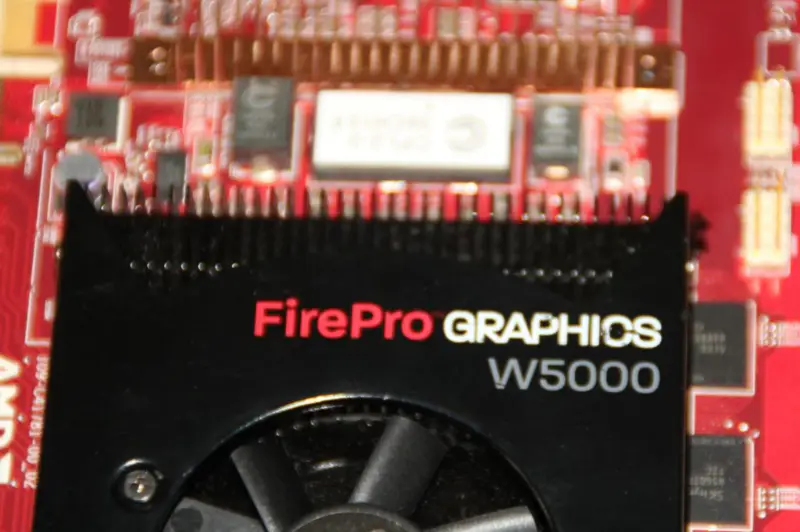 Tarjeta gráfica AMD FirePro W5000 DVI 2G