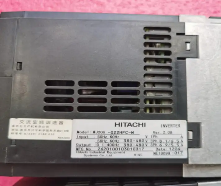 HITACHI INVERTER WJ200-022HFC-M 2.2KW NUEVO