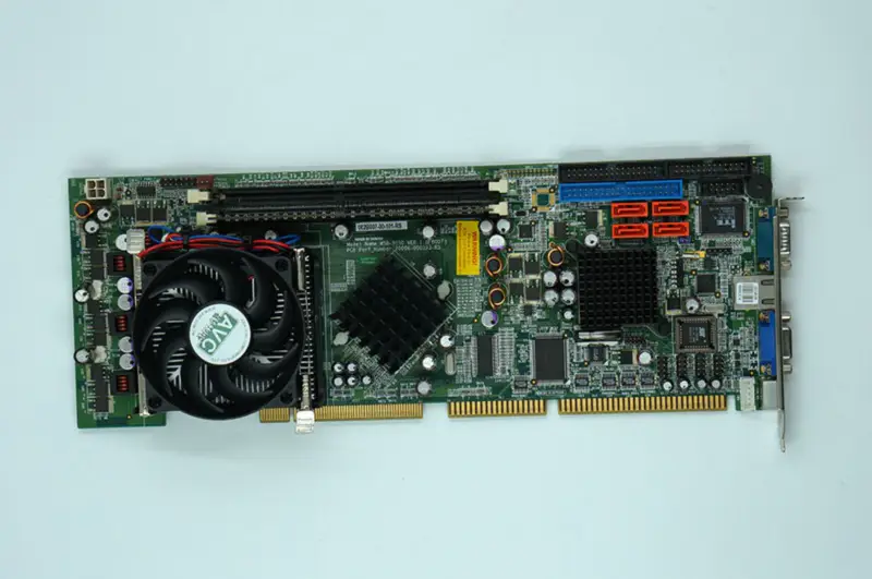 Placa base industrial IEI WSB-9150-R10 con CPU RAM y ventilador